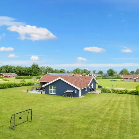 Luxury Pool House Near Ferienhaus *