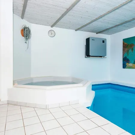 Ferienhaus Luxury Pool House Near Nordborg Kommune